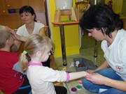 Malování na dřevěné magnetky